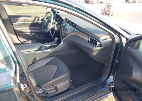 2020 Toyota Camry Se z USA, uszkodzony, nr VIN 4T1G11AK4LU968869